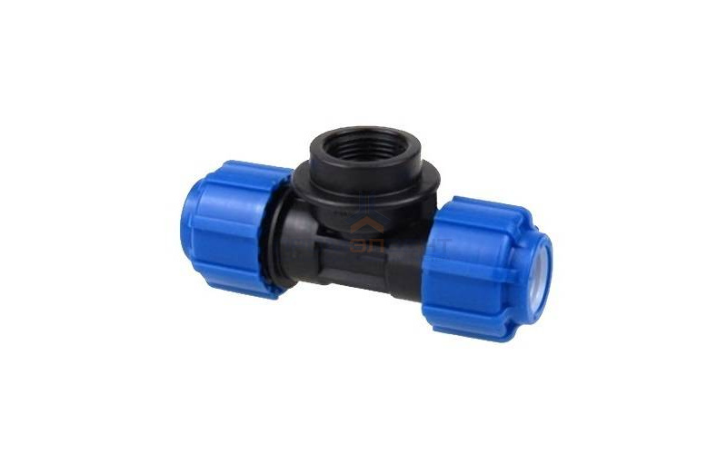 Тройник с переходом на внутреннюю резьбу Политэк - 20 x 3/4