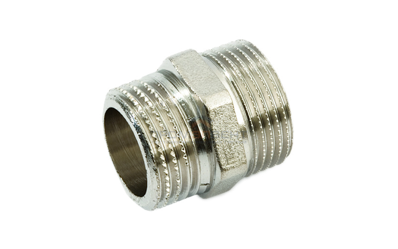 Ниппель латунный резьбовой равнопроходный STOUT - 1